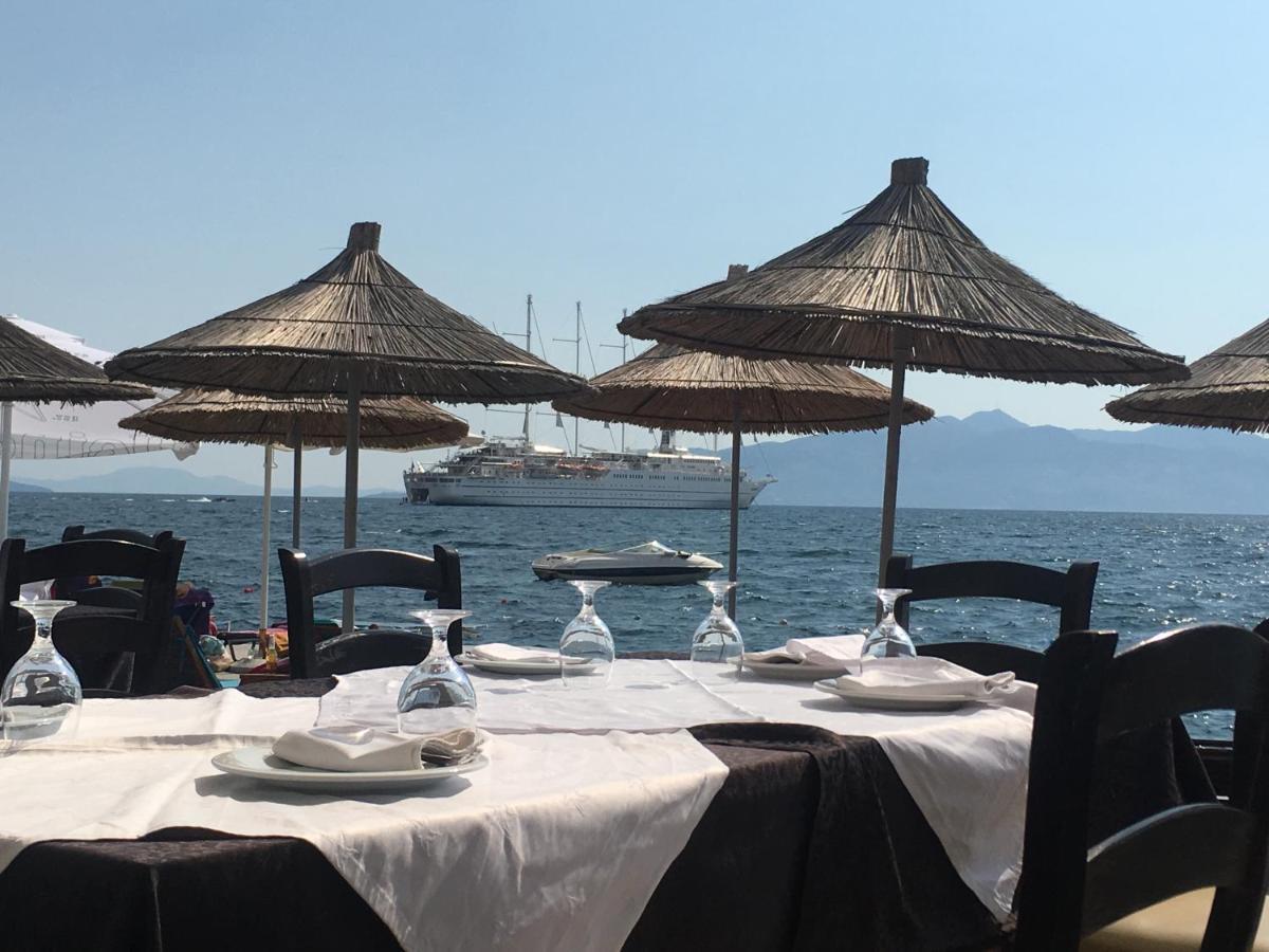 Royal Queen And King Luxury Apartment Saranda Extérieur photo